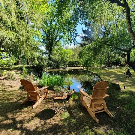 Holiday home Ferienidyll Alte Eichen